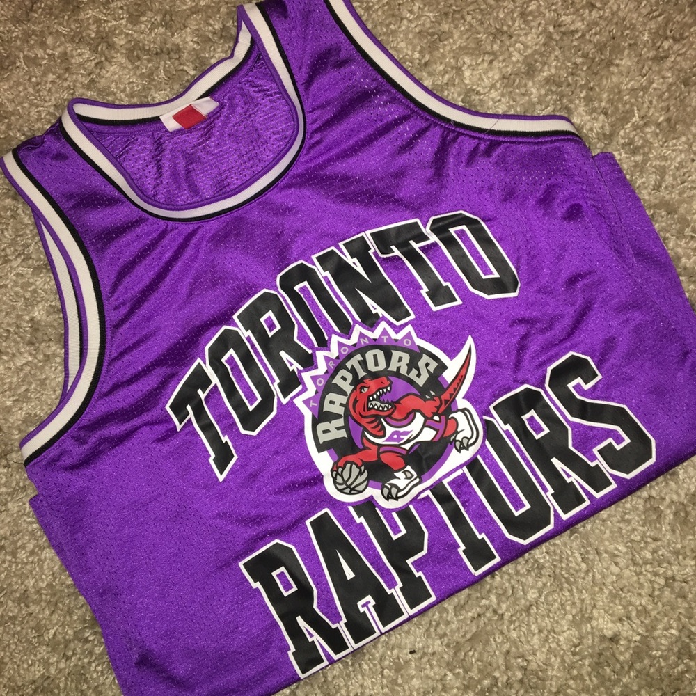 Vintage style Toronto Raptors jersey.